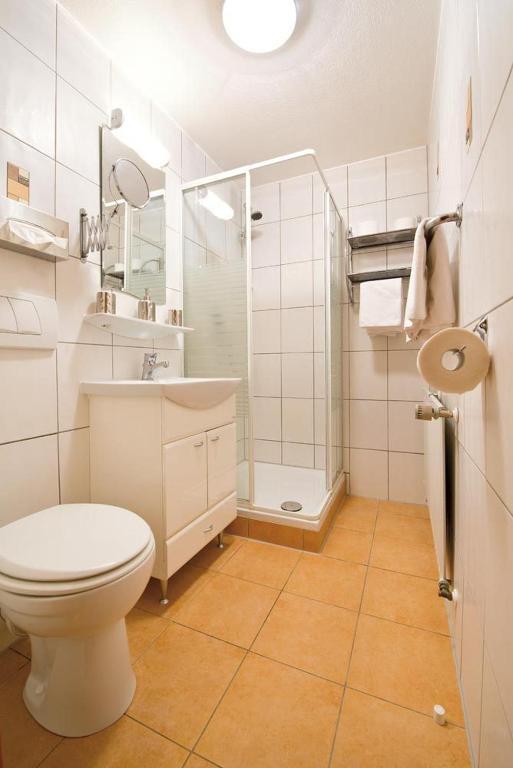 Hotel Gasthof Roessle Роттенбург Номер фото